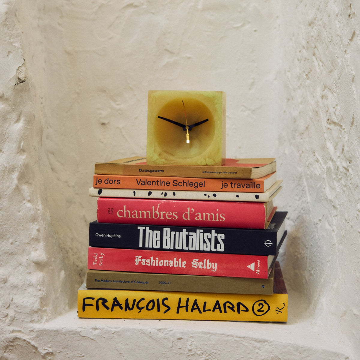 Hkliving - Resin Table clock, soft yellow