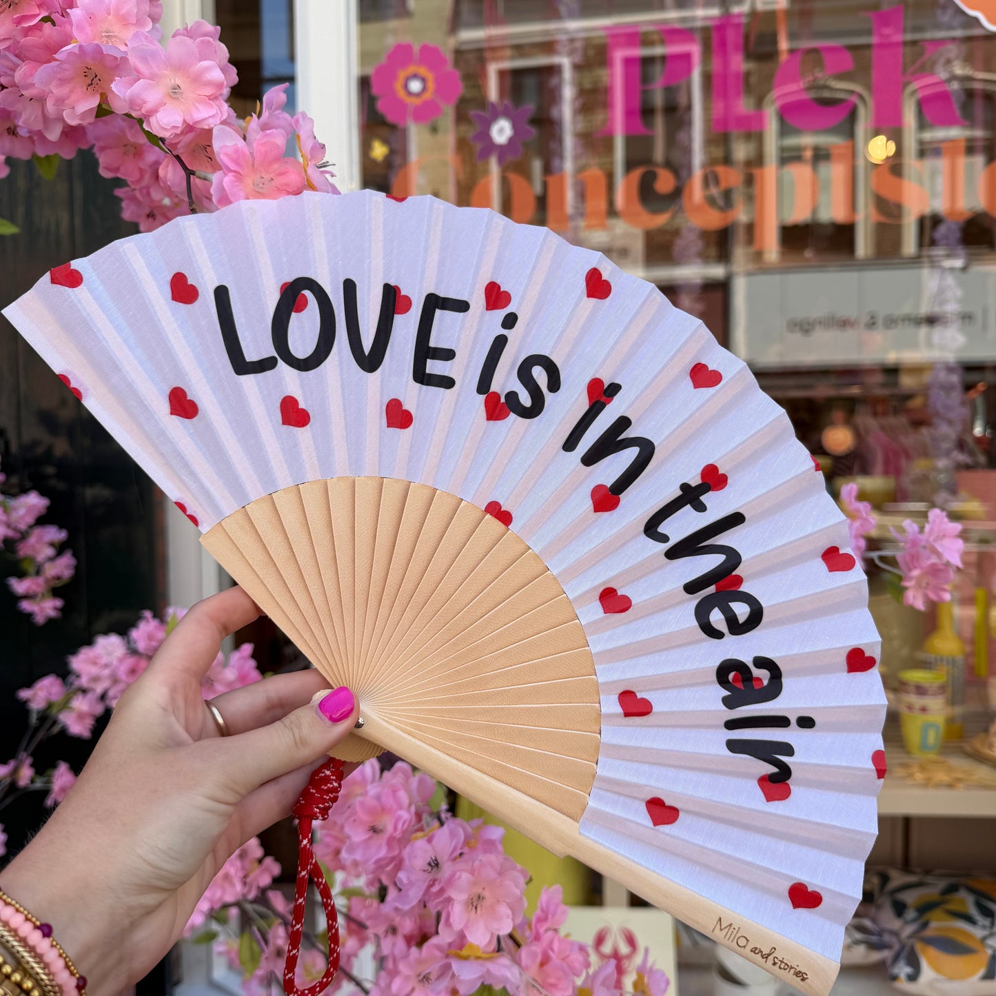 Waaier - Love is in the air