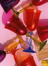 Afbeelding in Gallery-weergave laden, Anna + Nina Gardenia wine glass - Fuchsia/groen