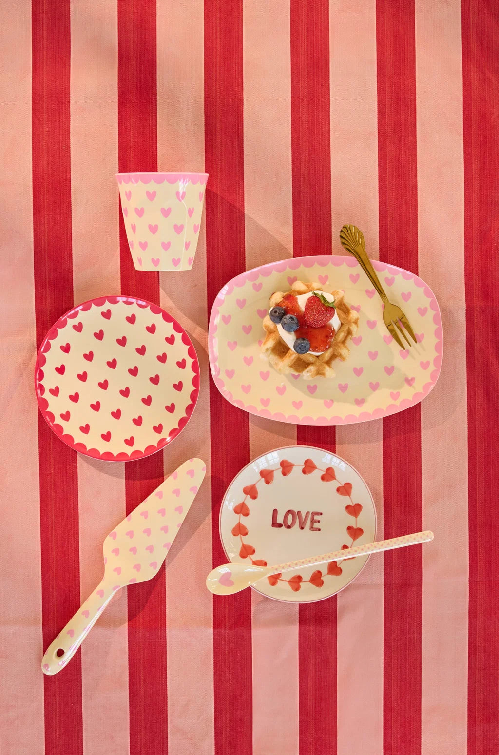 Rice - Taartbordje - Favorite Hearts rood