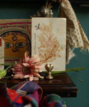 Afbeelding in Gallery-weergave laden, Doing Goods - Holly Hart Kaarthouder