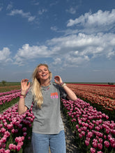 Afbeelding in Gallery-weergave laden, T-shirt Amour club - Grijs
