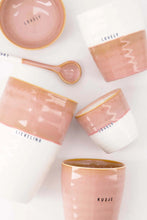 Afbeelding in Gallery-weergave laden, Zusss - Koffiemok lovely - Wit / Donkerroze
