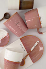Afbeelding in Gallery-weergave laden, Zusss - Koffiemok happy wit/burgundy
