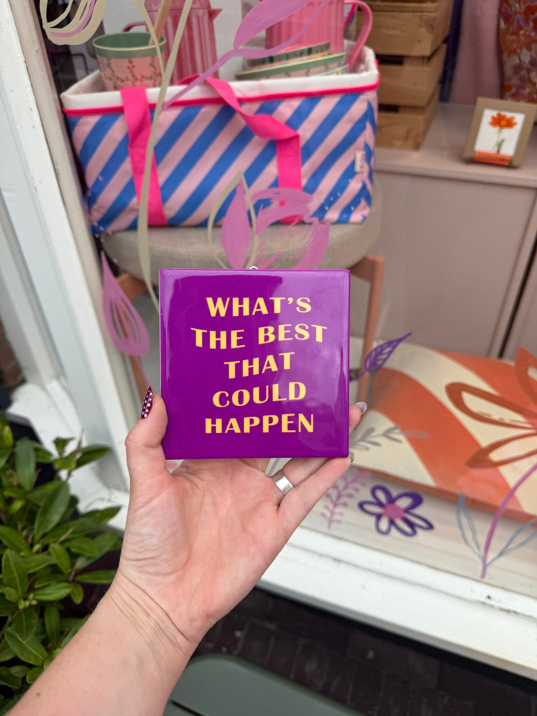 Tegeltje - What’s the best that could happen