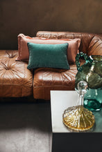 Afbeelding in Gallery-weergave laden, Pre order Hkliving Velvet cushion - Deep sea
