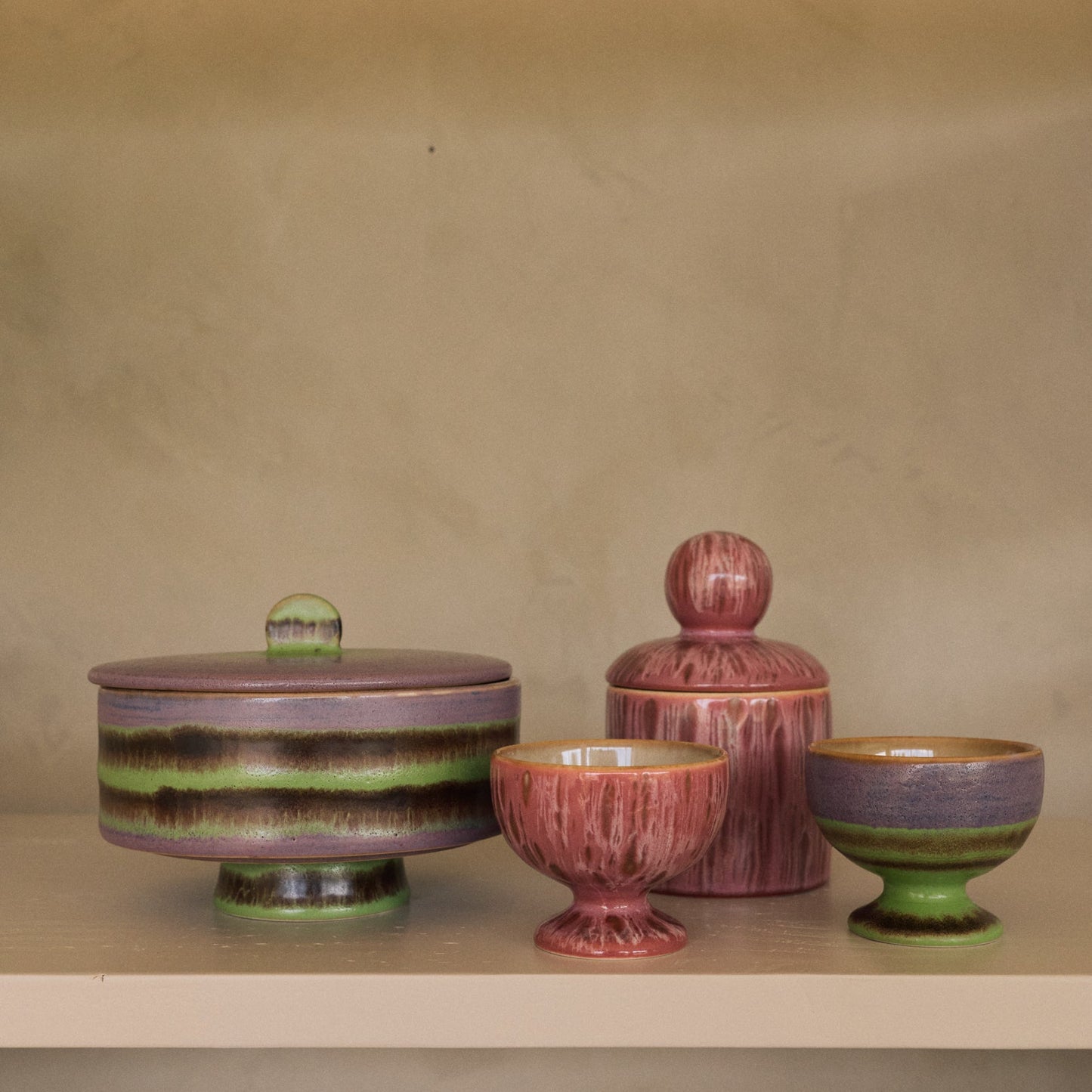 Hkliving 70s ceramics - Small coupe, Rhubarb
