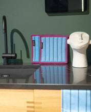 Afbeelding in Gallery-weergave laden, Lifa - Pannenlappen Set Vivid Blue purple - set van 2
