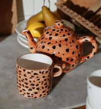 Afbeelding in Gallery-weergave laden, Anna Nina Leopard Teapot
