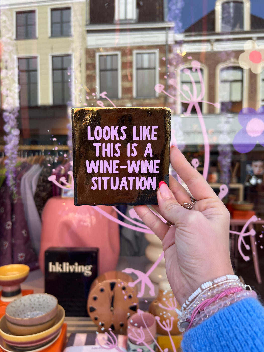 Tegeltje Looks like this is a wine-wine situation - Goud