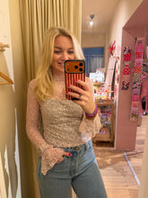 Afbeelding in Gallery-weergave laden, Top Kant - Licht Rose
