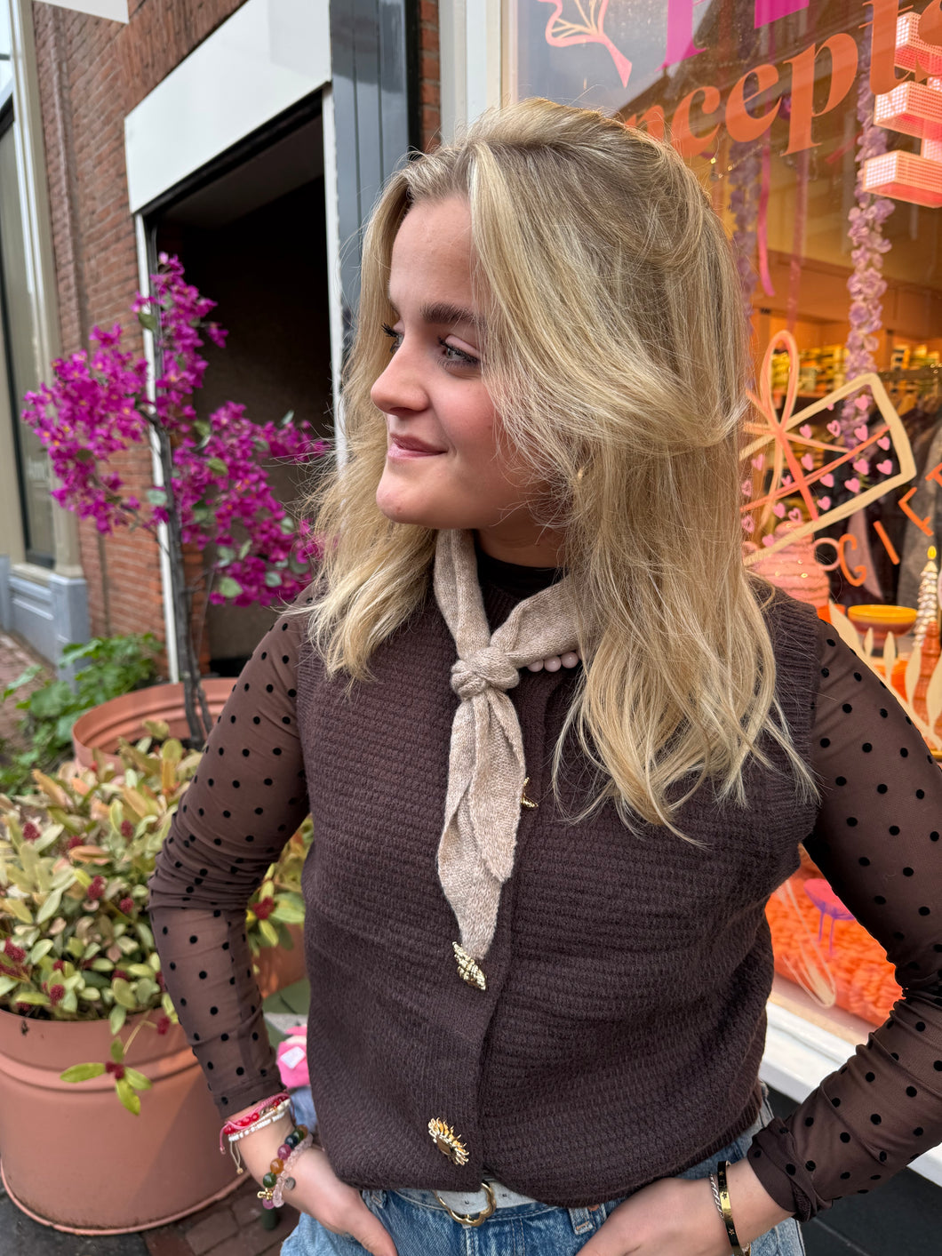 Sjaaltje klein - Lichtbruin