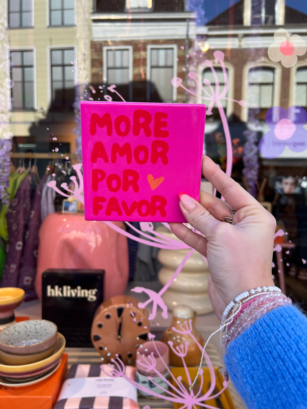 Tegeltje - More amor por favor