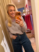 Afbeelding in Gallery-weergave laden, Longsleeve streep - Lichtroze/blauw
