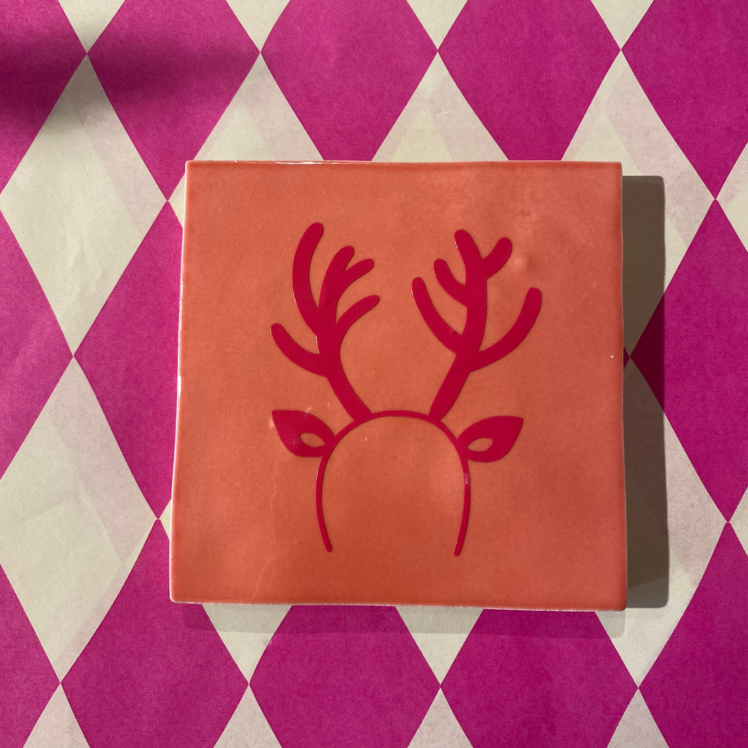 Tegeltje Rendier - Oranje/fuchsia