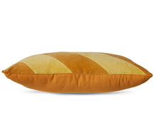 Afbeelding in Gallery-weergave laden, Kussen - HK Living striped velvet yellow
