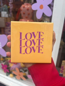 Tegeltje - Love Love Love