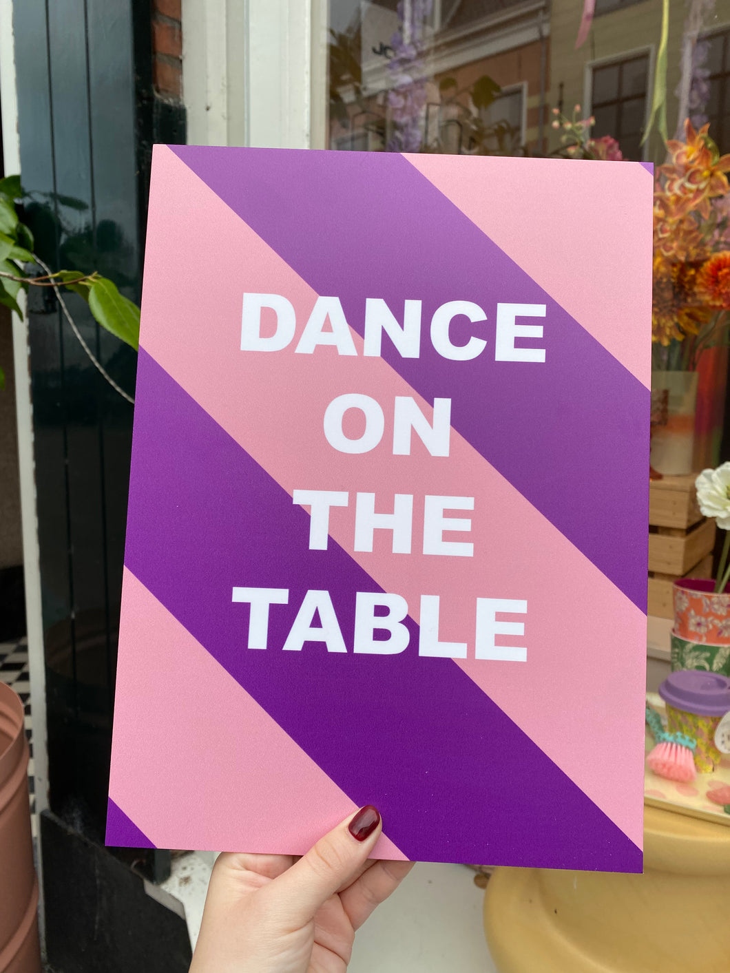 Forex tegeltje - Dance on the table