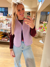 Afbeelding in Gallery-weergave laden, Teddy gilet - Lila
