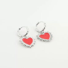 Afbeelding in Gallery-weergave laden, Oorbellen hartje - Zilver/Rood
