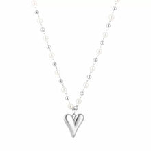 Afbeelding in Gallery-weergave laden, Ketting parels hartje - Zilver
