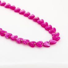 Afbeelding in Gallery-weergave laden, Hartjes kralen ketting - Fuchsia
