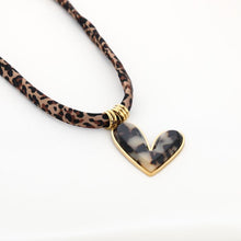 Afbeelding in Gallery-weergave laden, Ketting hart - Panter/goud/bruin
