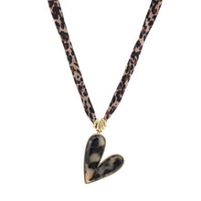 Afbeelding in Gallery-weergave laden, Ketting hart - Panter/goud/bruin
