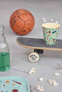 Rice - Melamine beker - Zacht groen - Sports print