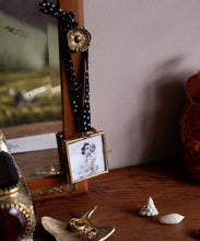 Afbeelding in Gallery-weergave laden, Doing Goods -  Maple Mini Fotolijst
