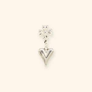 Mable oorbel - Clover Heart zilver
