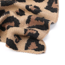 Afbeelding in Gallery-weergave laden, Sjaal panterprint - Camel
