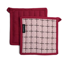 Afbeelding in Gallery-weergave laden, Pannenlappen Set Vivid Pink Burgundy - set van 2
