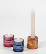 Afbeelding in Gallery-weergave laden, Glazen kaarsenstandaard - Roze
