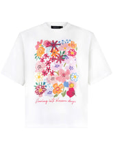 Afbeelding in Gallery-weergave laden, Ydence T-shirt Blossom days - Off white
