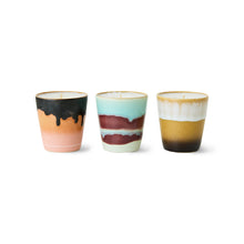 Afbeelding in Gallery-weergave laden, Pre order Hk Living 70s ceramics: Christmas special - Set of 3 frost &amp; firewood
