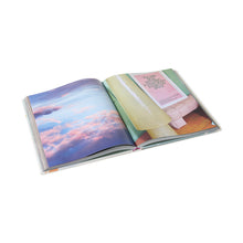 Afbeelding in Gallery-weergave laden, Hkliving lookbook &#39;25
