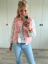 Afbeelding in Gallery-weergave laden, Gilet print bloemen - Roze
