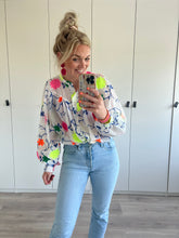 Afbeelding in Gallery-weergave laden, Blouse bloemen - Wit/geel/blauw/groen/roze
