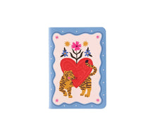 Afbeelding in Gallery-weergave laden, All the luck in the world - Mini Soft Cover Notebook Blanco Heart with Tiger
