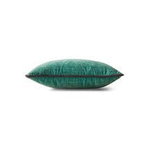 Afbeelding in Gallery-weergave laden, Pre order Hkliving Velvet cushion - Deep sea
