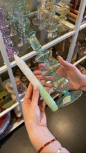 Afbeelding in Gallery-weergave laden, Glazen kaarsenstandaard - Groen/turquoise
