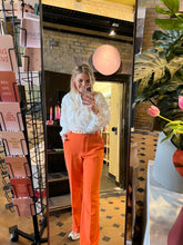 Afbeelding in Gallery-weergave laden, Blouse bloemen - Wit

